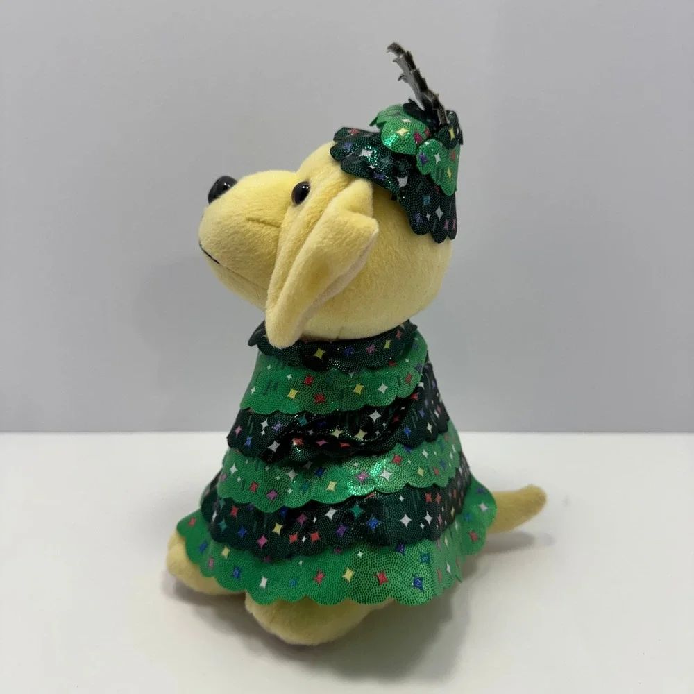 Raising Canes Christmas Tree Dog Plush 2023 Holiday Mascot Yellow Lab 8 Inch